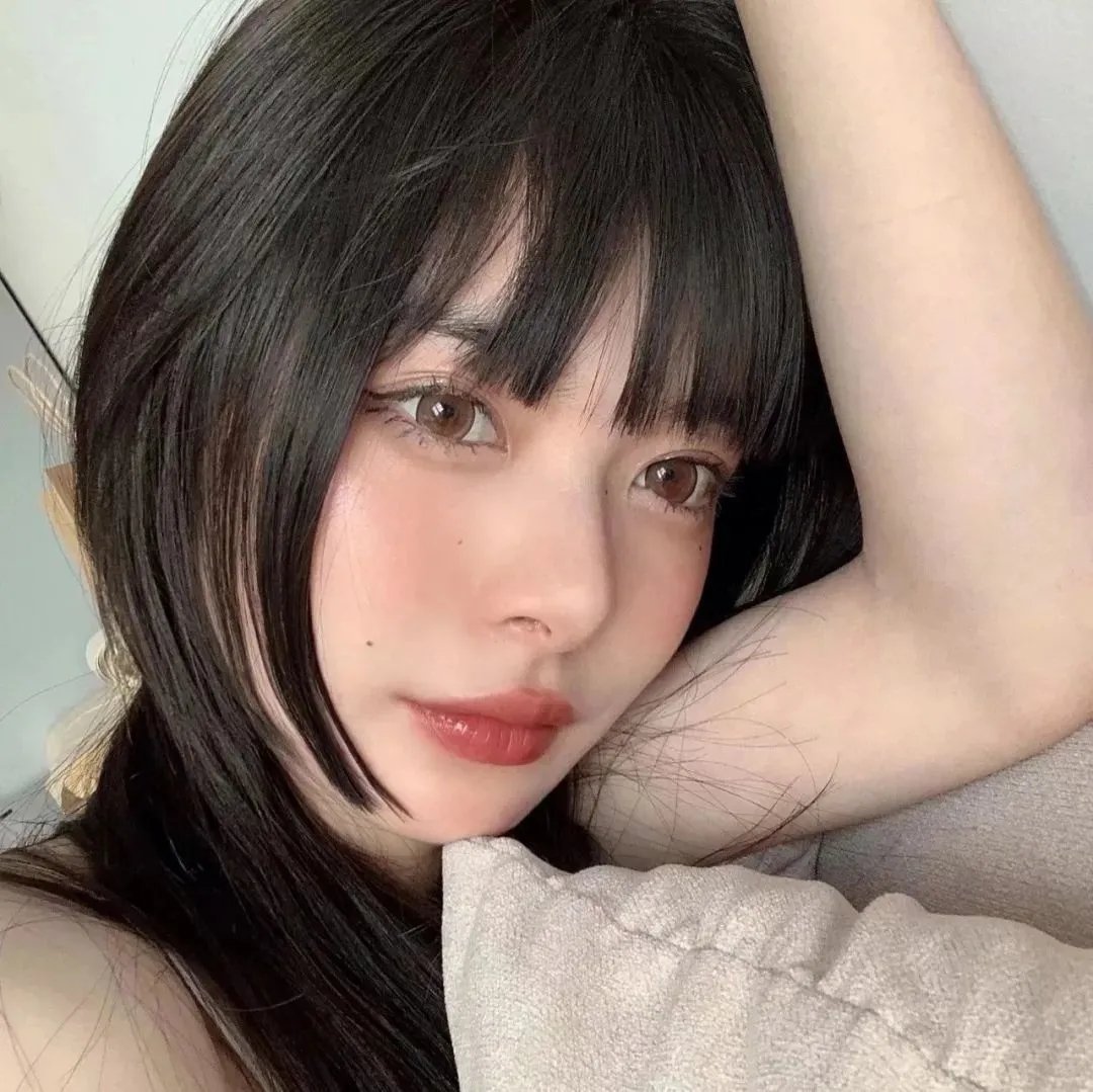 明天，我会成为谁的女友
